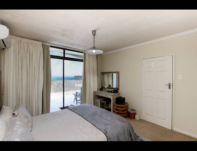 3 BEDROOM APARTMENT FOR SALE IN UMHLANGA CENTRAL